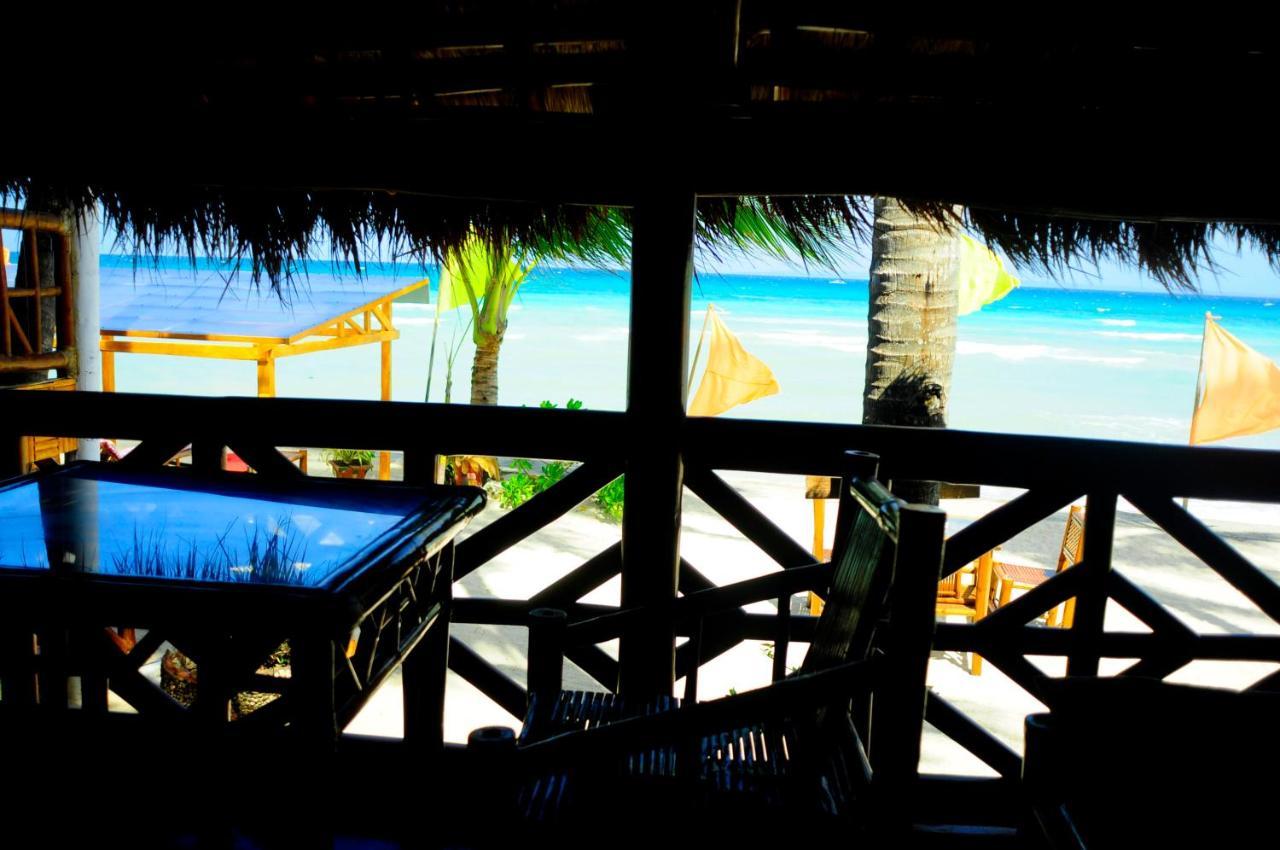 The Coral Blue Oriental Beach Villas And Suites Santa Fe  Dış mekan fotoğraf